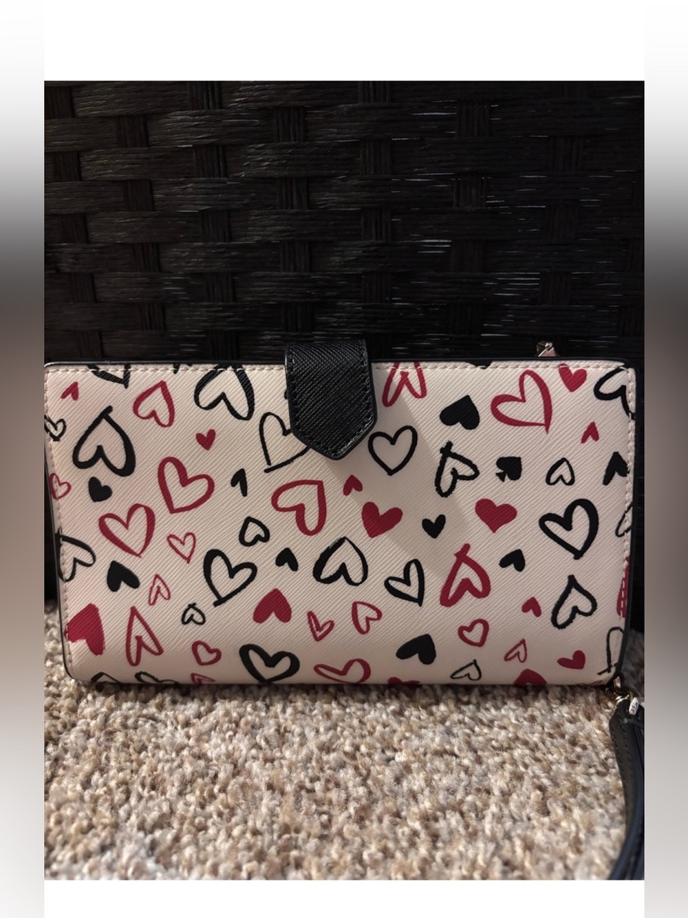 Kate Spade New York Staci wallet/ Wristlet .,multi-colored scribble hearts NWOT - Picture 2 of 14